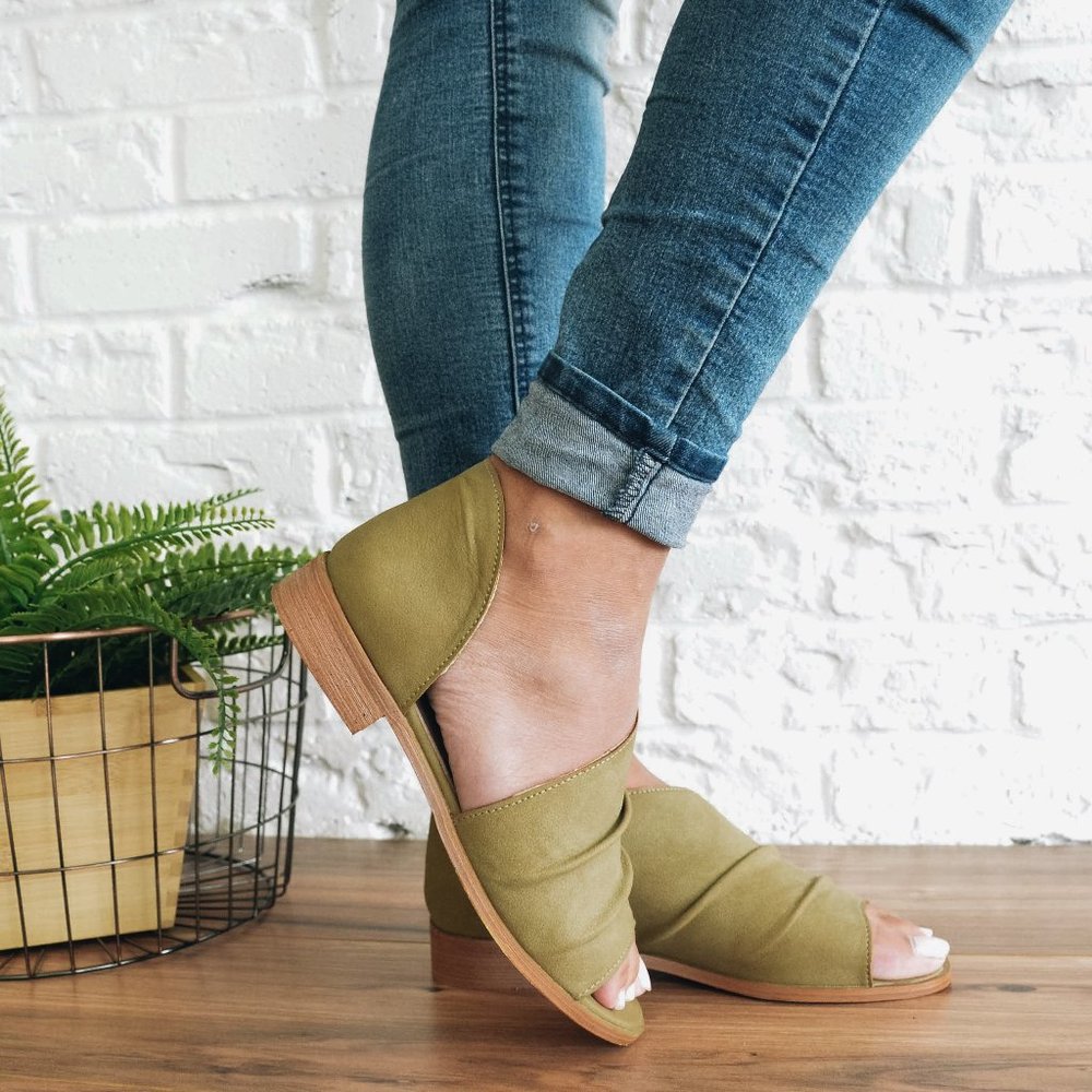 NWT Asymmetrical Leather Flat - in Khaki